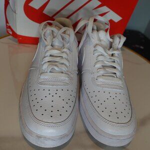 Nike Court Vision Low Next Nature Sneakers Shoes Women's size 8.5 White NEW